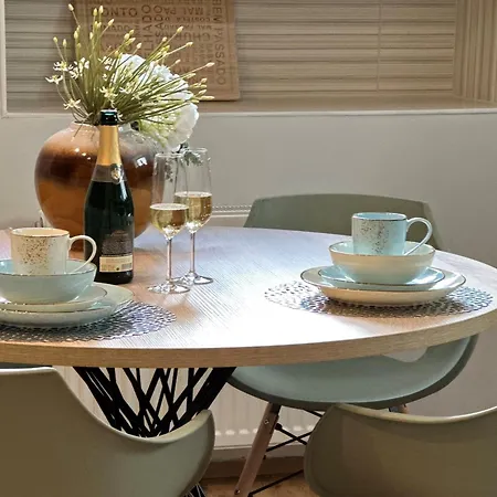 Gloria Luxuswohnungen *