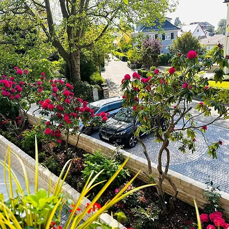 Gloria Luxuswohnungen *